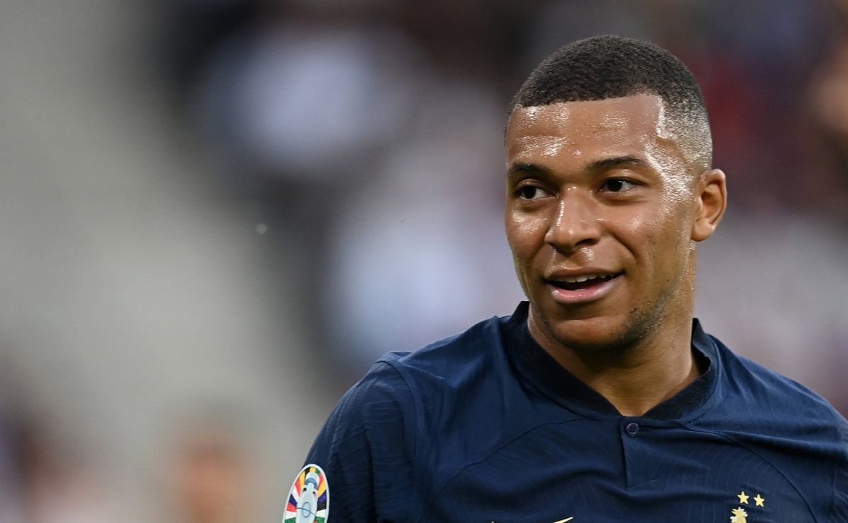 Kylian Mbappe's team gets $330 million offer from Saudi Arabia club for the  French soccer star