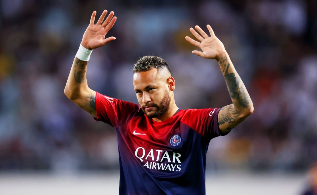 PSG offer Neymar for Dembele, Barcelona give blunt response