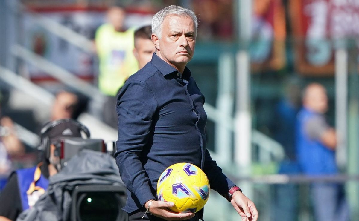 Mourinhos Roma wird wegen zeitraubender Taktiken der Balljungen mit einer Geldstrafe belegt