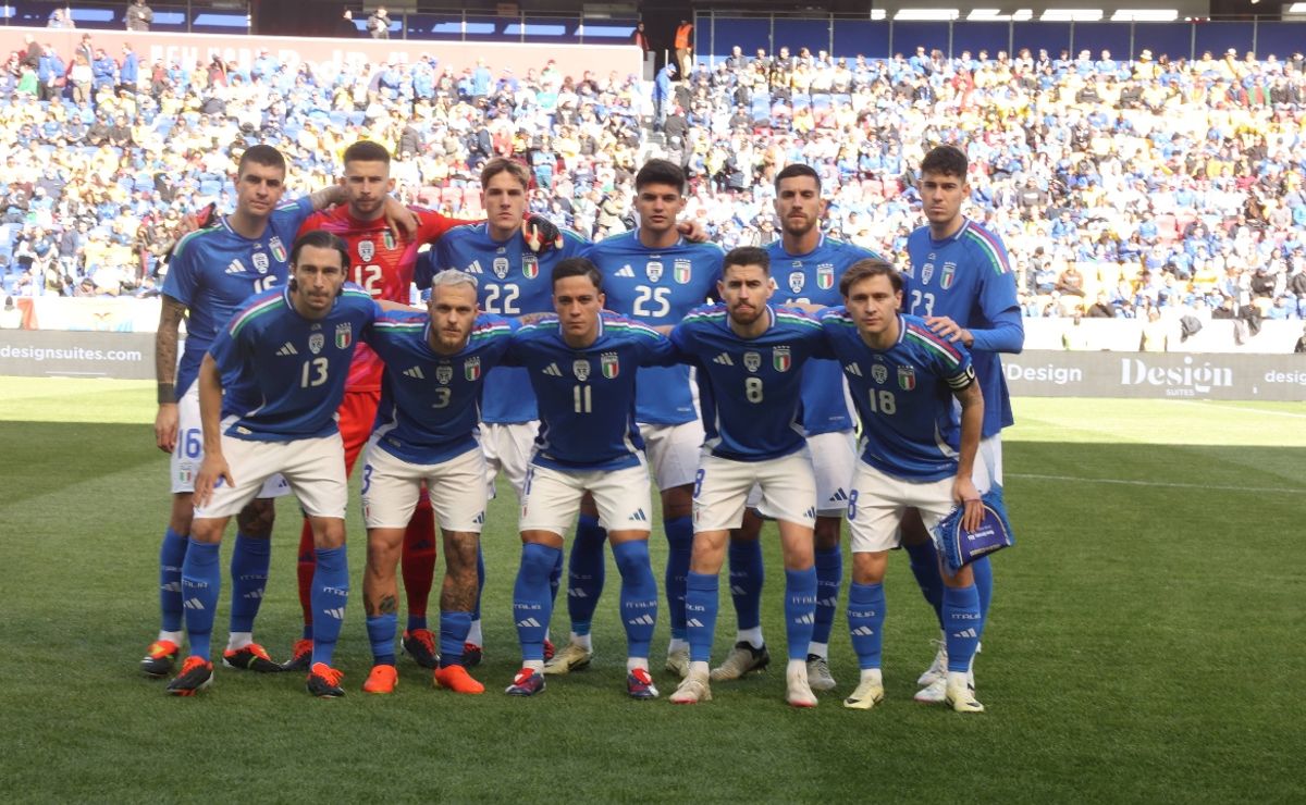 Italy squad for Euro 2024 Who should be in the starting lineup World