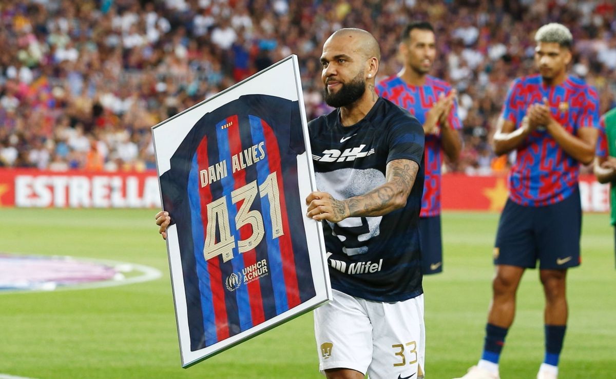 Barcelona entzieht Dani Alves den Status eines legendären Spielers