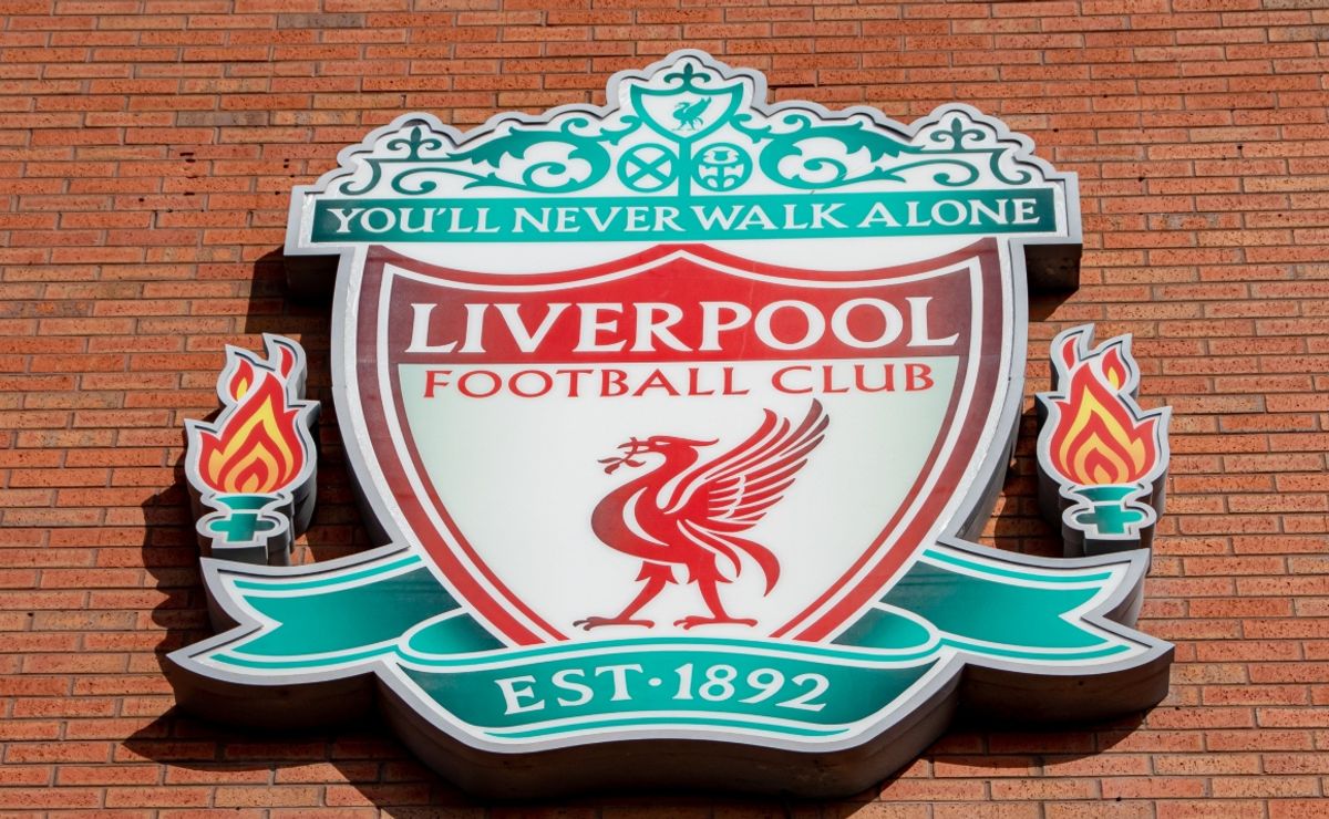 Liverpool signs new kit manufacturing deal with Adidas