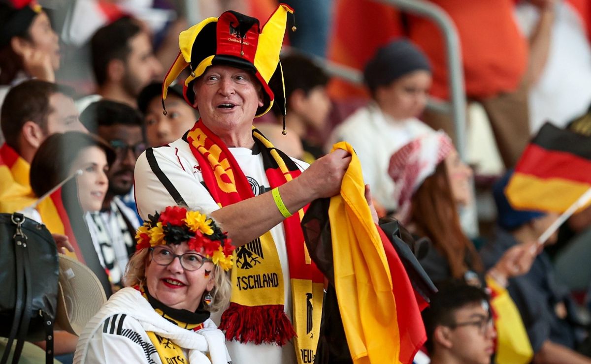 Tyske og norske fans boikotte fotball-VM